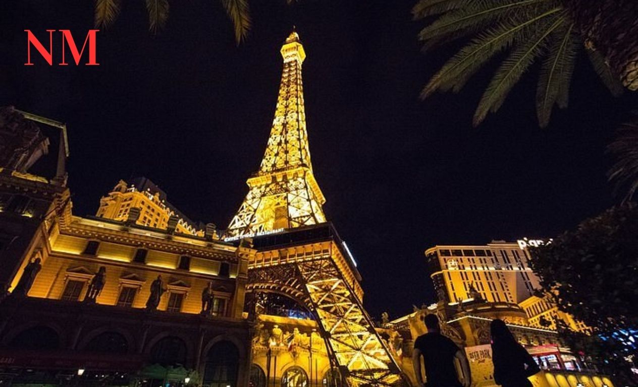 Entdecken Sie den Eiffelturm von Las Vegas: Ein unvergessliches Erlebnis auf der Aussichtsplattform des Paris Las Vegas im Jahr 2024